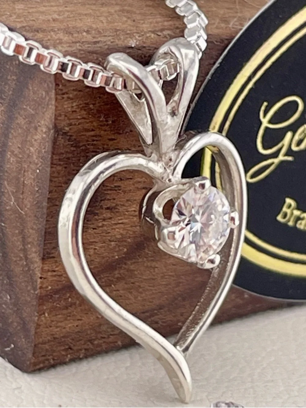 Sale‼️Diamond VS-2 Heart Pendant Necklace .25ct. 4mm. 925 . Box chain - Picture 3 of 8